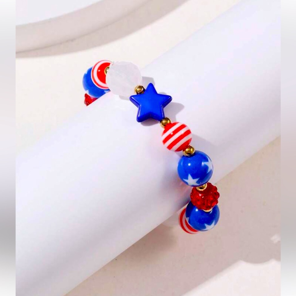 🇺🇸❤️🤍💙 CELEBRATE AMERICA❗️ RED, WHITE, BLUE PATRIOTIC BRACELET WITH STARS❗️ - Picture 3 of 5